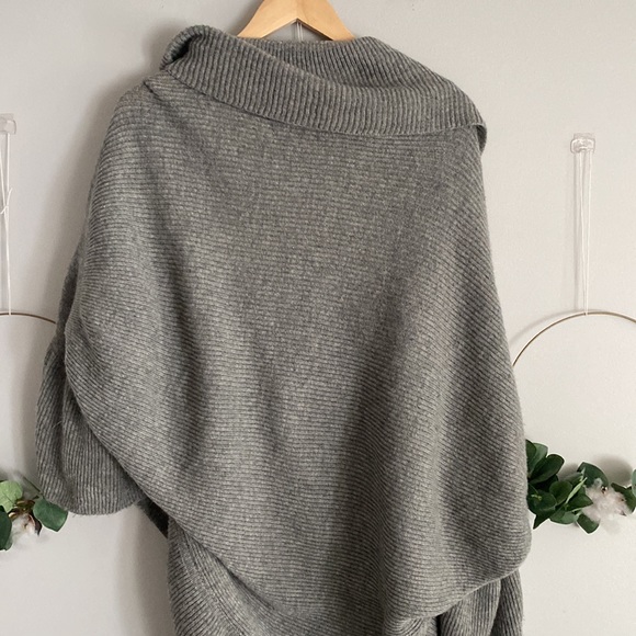 Sleeping on Snow Anthropologie Gray Open Ruffle Front Cardigan Wrap Sweater  OS - Picture 4 of 9